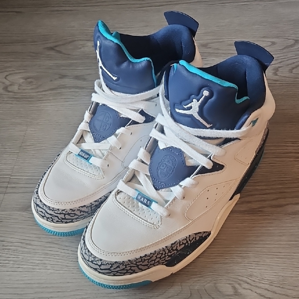 Jordan Son of Mars Low "Hornets"